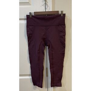 Athleta Recharge Cropped Leggings‎ Capri Women's Size L Purple